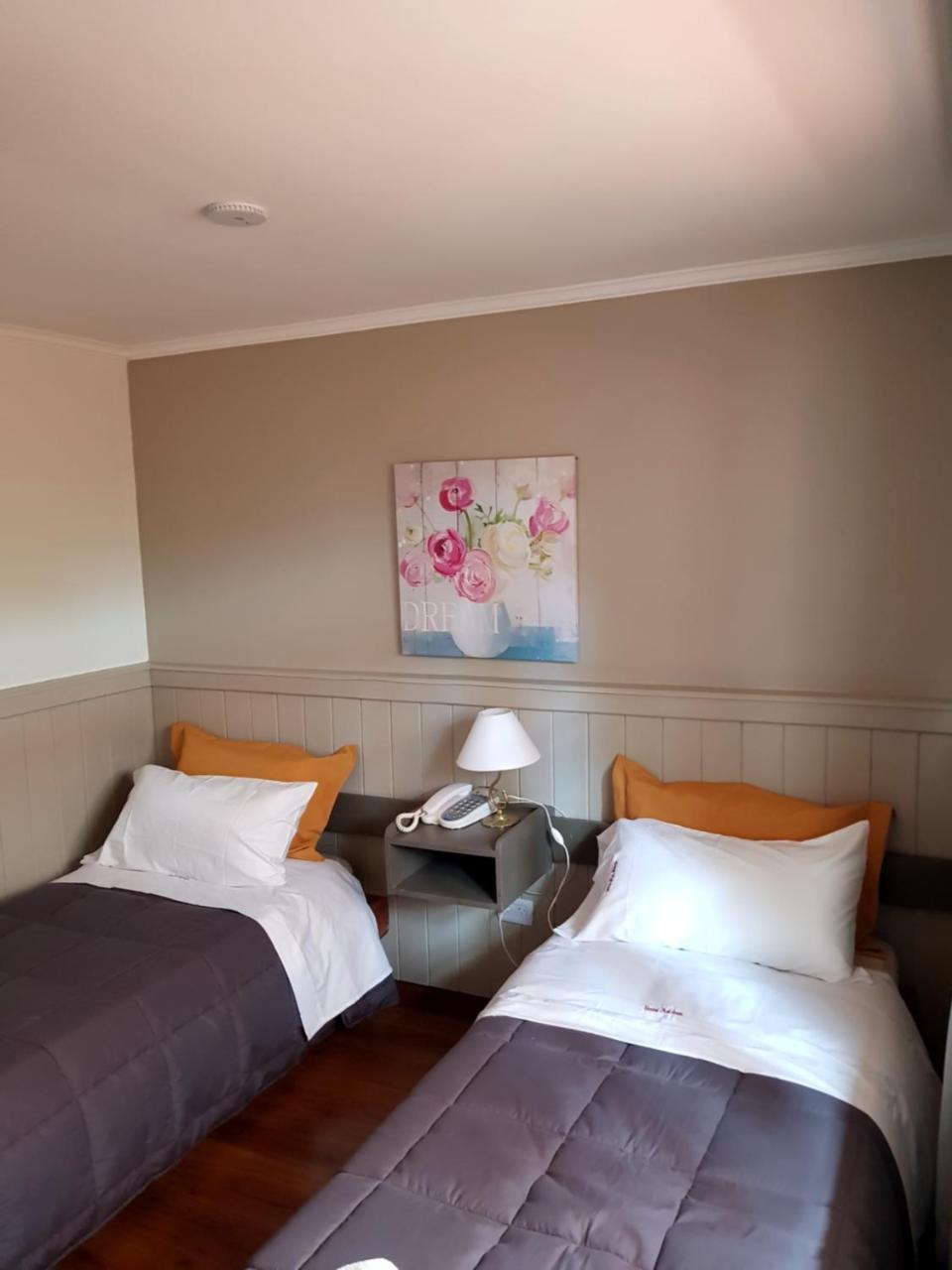 Hostal Malvinas Ushuaia Ngoại thất bức ảnh